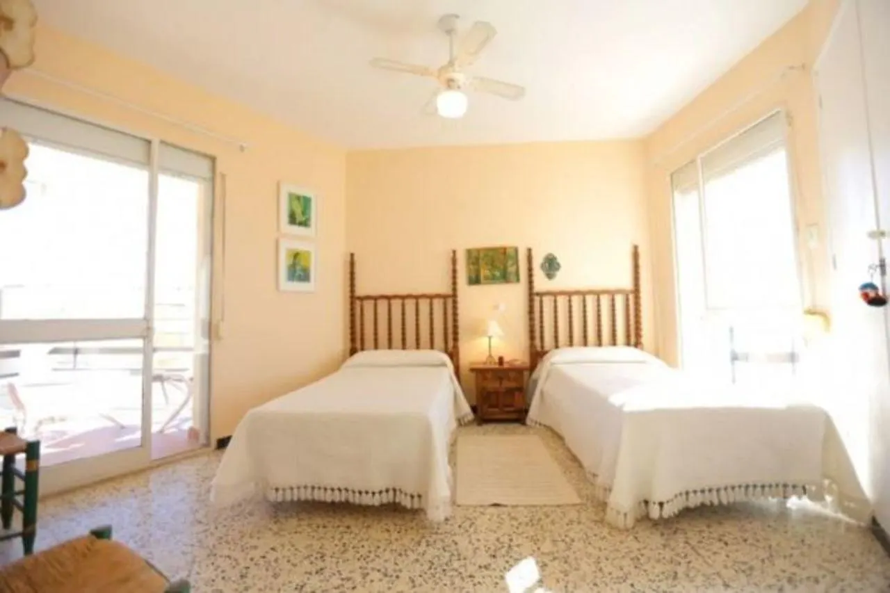 Lejlighed Apartamento Tranquila Para 6 Personas En Cambrils